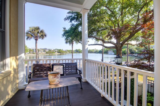 66 Sowell Street, Mount Pleasant, SC 29464