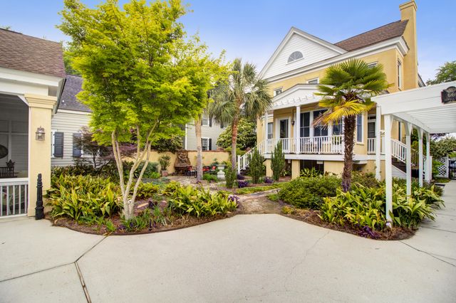 66 Sowell Street, Mount Pleasant, SC 29464