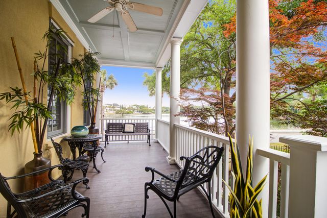 66 Sowell Street, Mount Pleasant, SC 29464