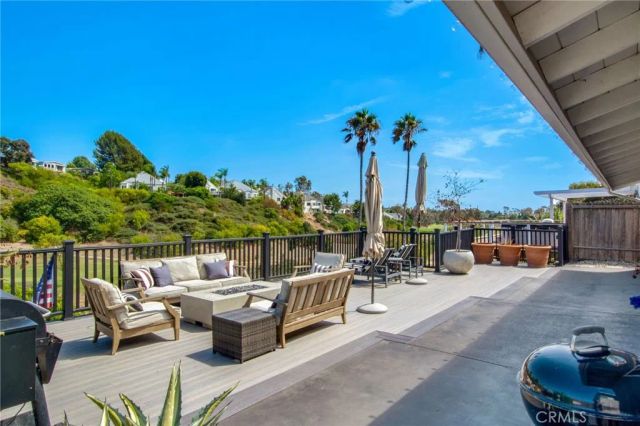 832 Camino De Los Mares, San Clemente, CA 92673