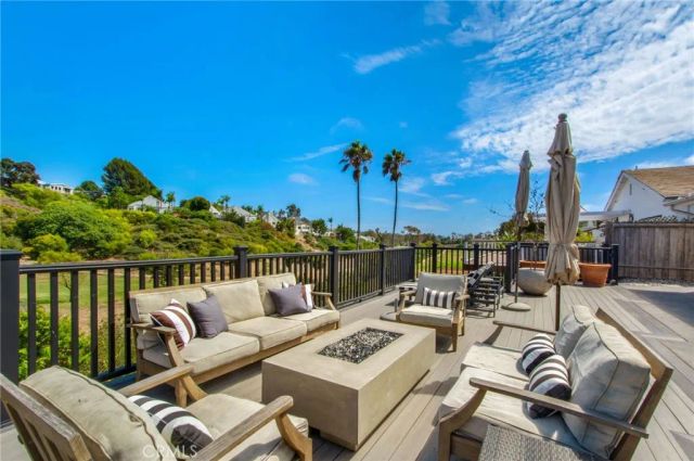 832 Camino De Los Mares, San Clemente, CA 92673