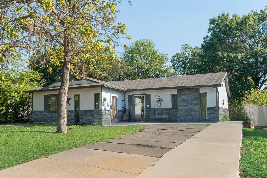 710 Emberwood Drive, Dallas, TX 75232 — exterior