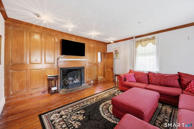 85 Tolland Green, Tolland, CT 06084