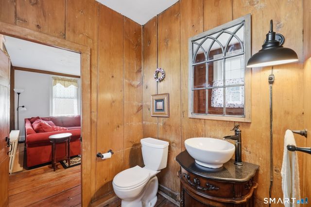 85 Tolland Green, Tolland, CT 06084