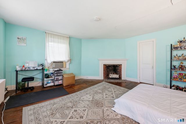 85 Tolland Green, Tolland, CT 06084