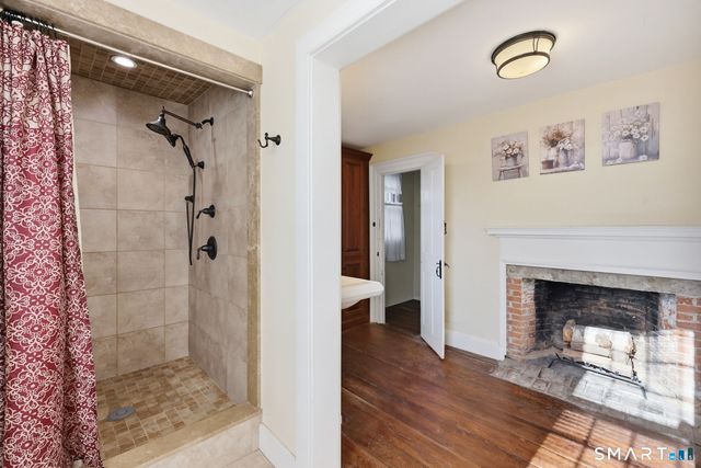85 Tolland Green, Tolland, CT 06084