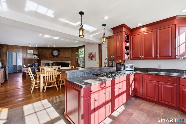 85 Tolland Green, Tolland, CT 06084