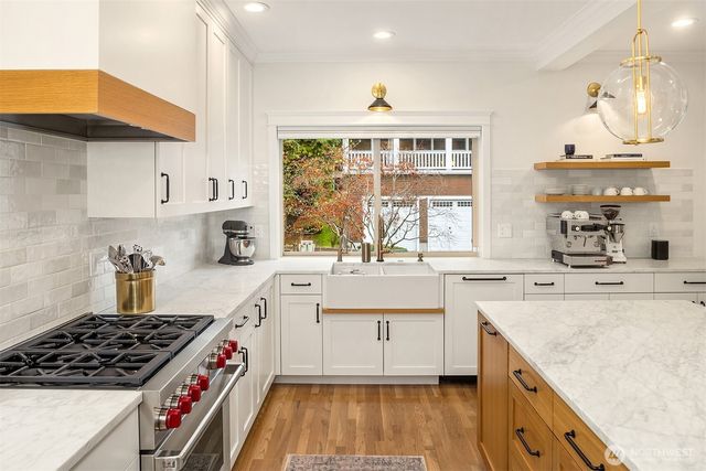 3420 E Denny Way, Seattle, WA 98112