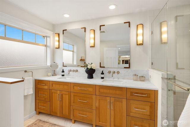 3420 E Denny Way, Seattle, WA 98112