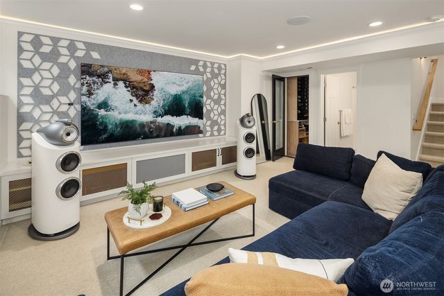 3420 E Denny Way, Seattle, WA 98112