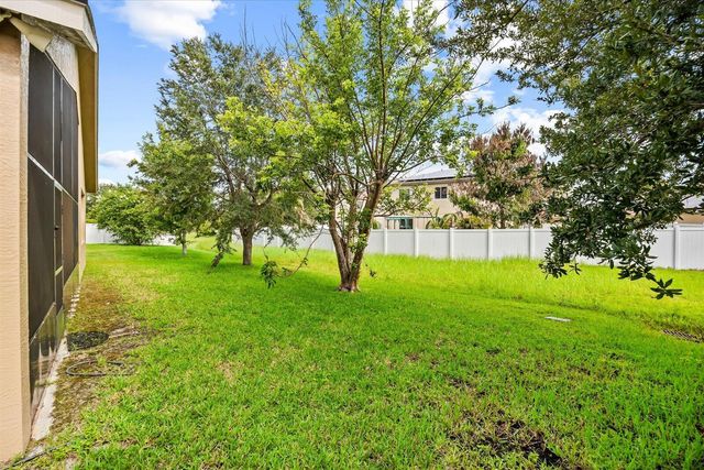 2166 SW NEWPORT ISLES Boulevard, Port St. Lucie, FL 34953