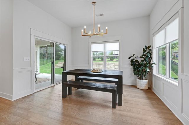 25102 W 98th Place, Lenexa, KS 66227