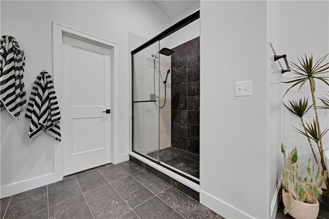 25102 W 98th Place, Lenexa, KS 66227