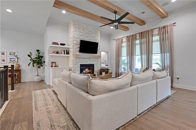 25102 W 98th Place, Lenexa, KS 66227