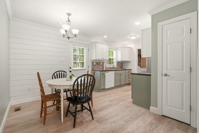 5457 Willow Springs Road, Young Harris, GA 30582