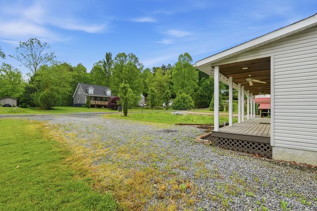 5457 Willow Springs Road, Young Harris, GA 30582