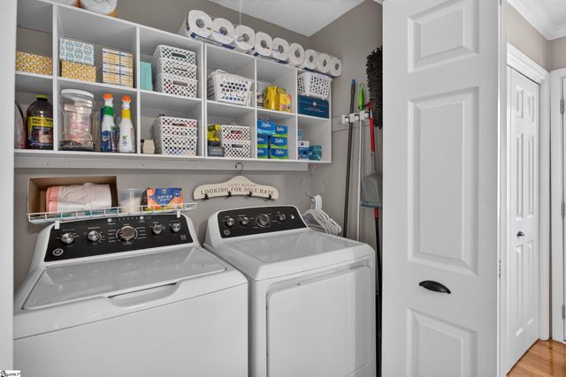 307 Country Glen, Pelzer, SC 29669