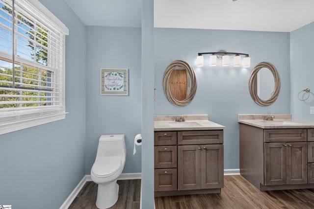 307 Country Glen, Pelzer, SC 29669