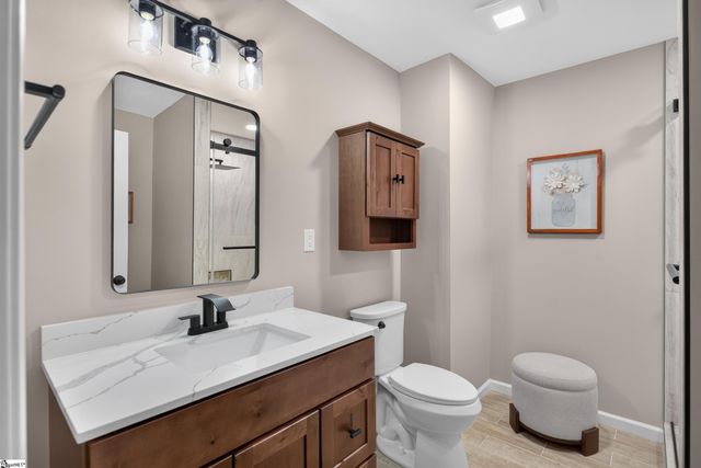 307 Country Glen, Pelzer, SC 29669