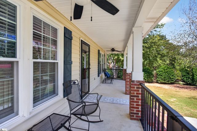 307 Country Glen, Pelzer, SC 29669