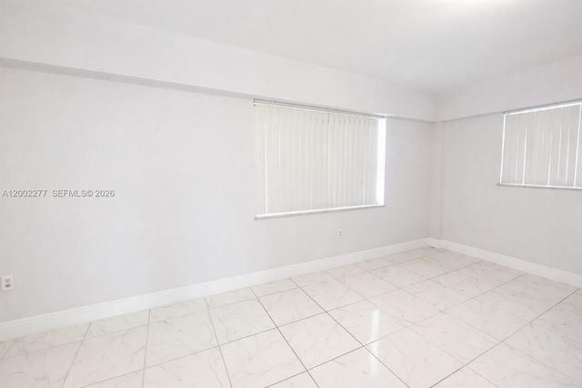 16508 NE 26th Ave 601, North Miami Beach, FL 33160