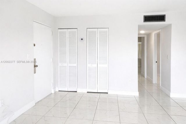 16508 NE 26th Ave 601, North Miami Beach, FL 33160