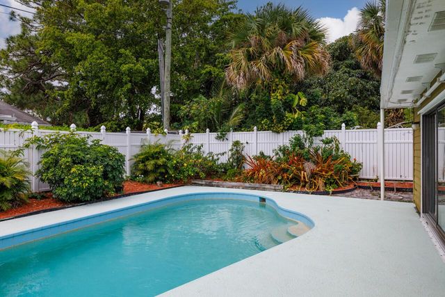 246 SE Ila Street, Stuart, FL 34994