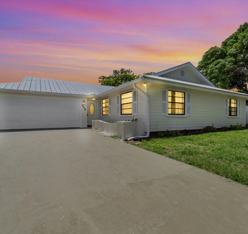 246 SE Ila Street, Stuart, FL 34994