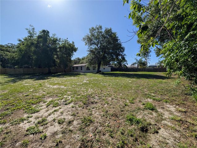 739 CENTER STREET, Lake Wales, FL 33877