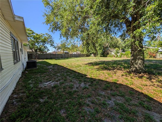 739 CENTER STREET, Lake Wales, FL 33877