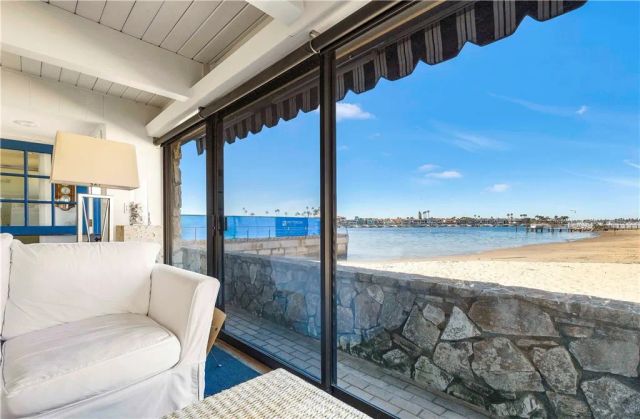 2708 Shell Street, Corona Del Mar, CA 92625