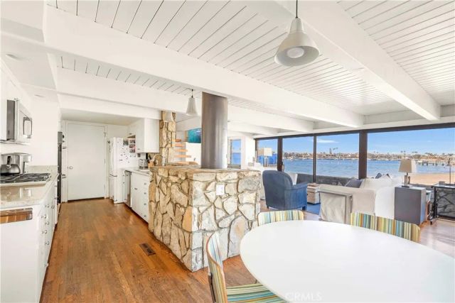 2708 Shell Street, Corona Del Mar, CA 92625