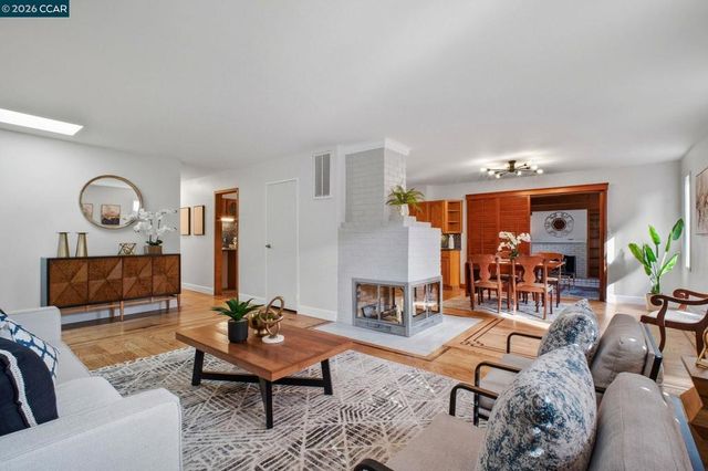 16132 16132 Via Catherine, San Lorenzo, CA 94580