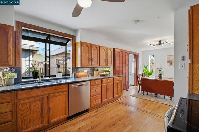 16132 16132 Via Catherine, San Lorenzo, CA 94580