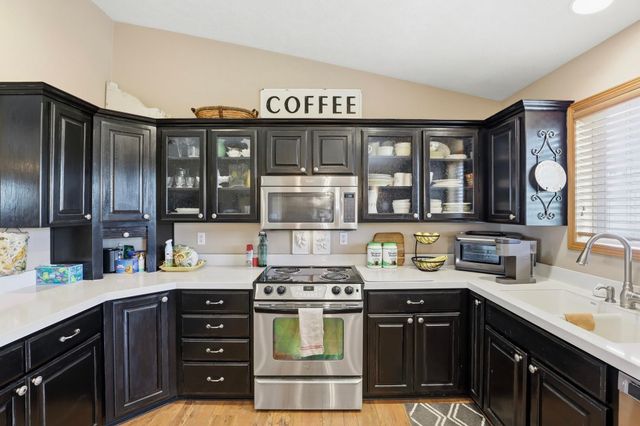 10505 S Sharon Rd, Spokane, WA 99223