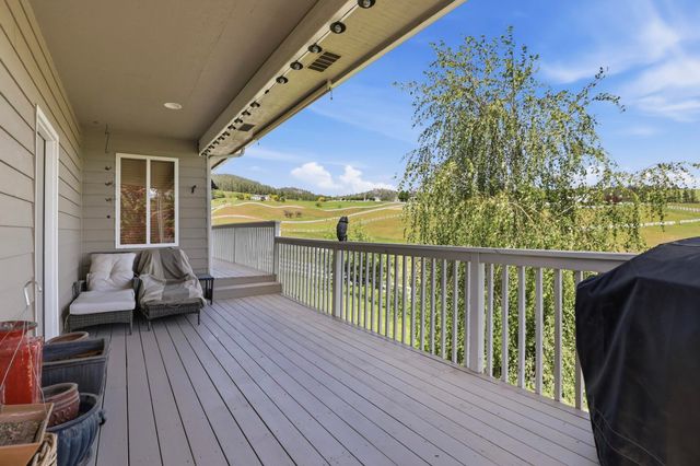 10505 S Sharon Rd, Spokane, WA 99223