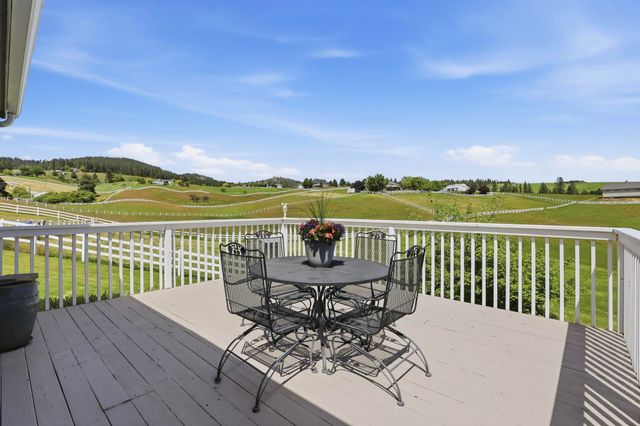 10505 S Sharon Rd, Spokane, WA 99223