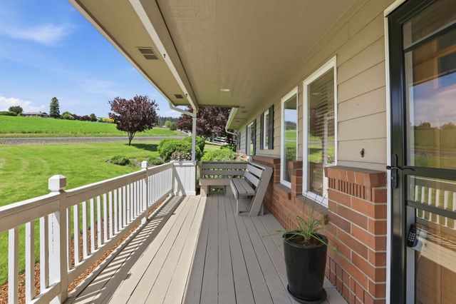 10505 S Sharon Rd, Spokane, WA 99223