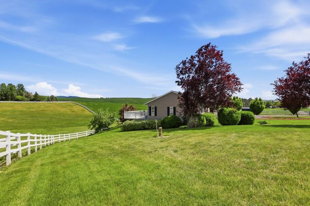 10505 S Sharon Rd, Spokane, WA 99223