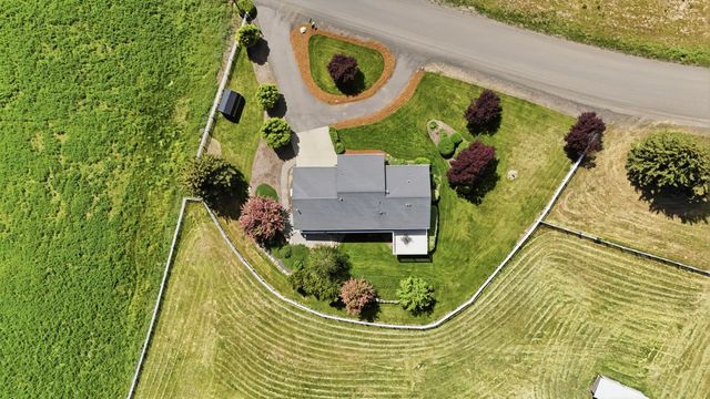 10505 S Sharon Rd, Spokane, WA 99223