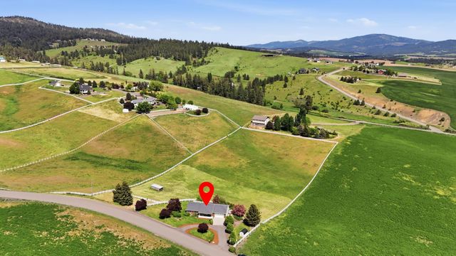 10505 S Sharon Rd, Spokane, WA 99223
