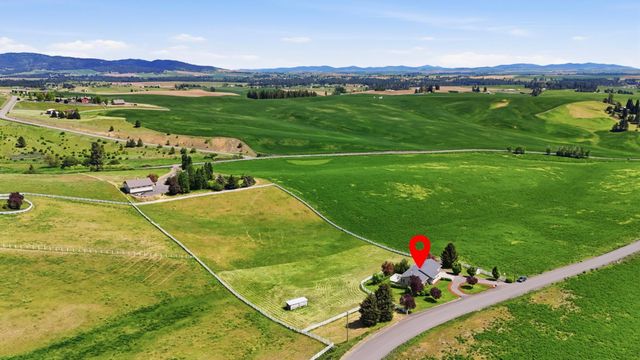 10505 S Sharon Rd, Spokane, WA 99223