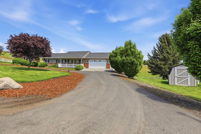 10505 S Sharon Rd, Spokane, WA 99223