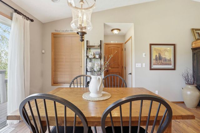 10505 S Sharon Rd, Spokane, WA 99223