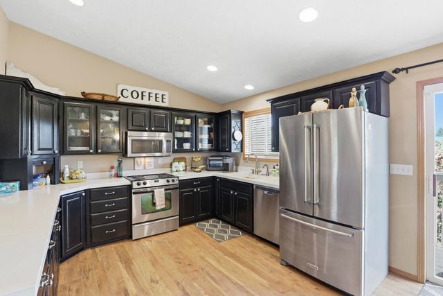 10505 S Sharon Rd, Spokane, WA 99223
