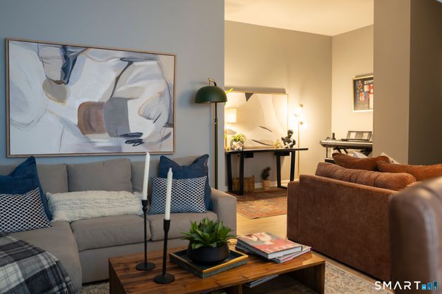 94 Goodwin Circle 94, Hartford, CT 06105