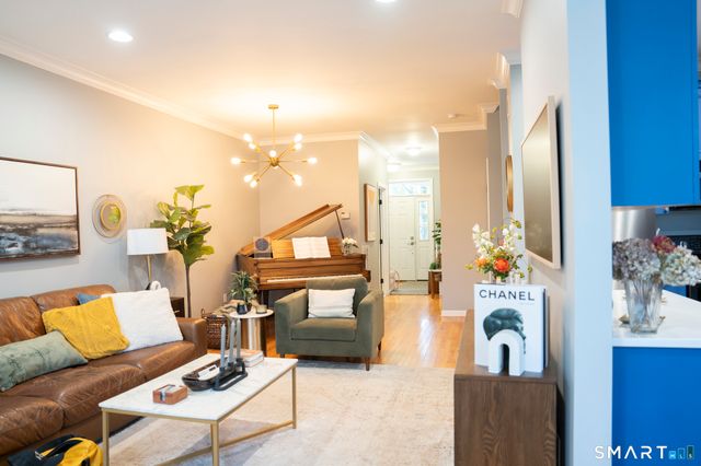 94 Goodwin Circle 94, Hartford, CT 06105