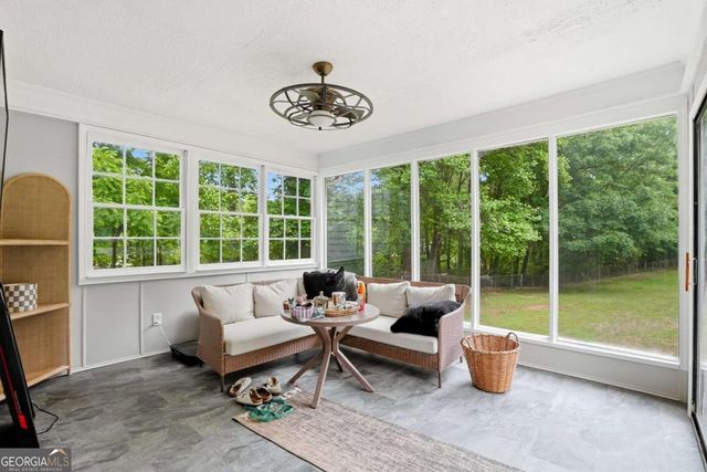 2134 E Cherokee Drive, Woodstock, GA 30188