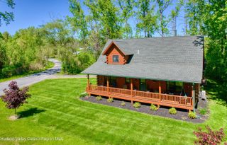 6 Debbie Drive, Athens, NY 12015