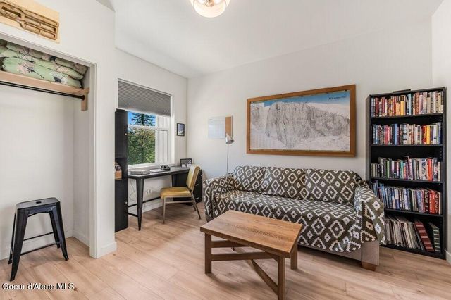 10130 W Pine ST, Sandpoint, ID 83864